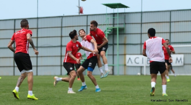 Çaykur Rizespor Hazırlıklarını Sürdürüyor