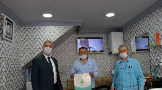 HENDEK BELEDİYESİNDEN ESNAFA HİJYEN SETİ