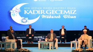 “Kadir Gecesi şifa bekleyen insanlığın müjdecisi olsun”