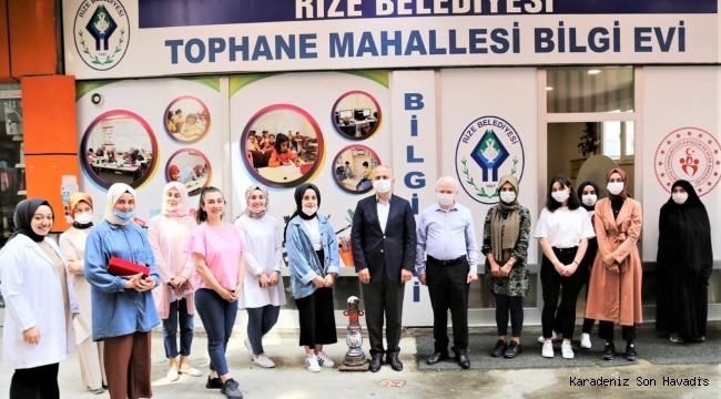 BAŞKAN METİN’DEN TELAFİ EĞİTİMİNİ TAMAMLAYAN ÖĞRENCİLERE SÜRPRİZ ZİYARET