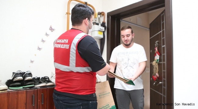 Maske ve dezenfektanlar evlere ulaşıyor