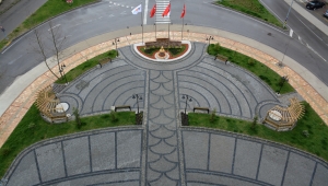 Sulama suyunu kendisi sağlıyor