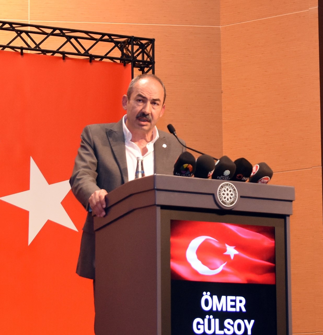 ''AVM’ler için m2 üzerinden değil, ciro üzerinden kiralama yoluna gidilmelidir”