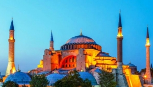 AYASOFYA´YA HENDEK´TEN OTOBÜS KALDIRILACAK