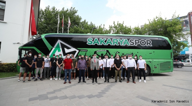 Başkan Ekrem Yüce’den Sakaryaspor’a 100 bin TL’lik destek