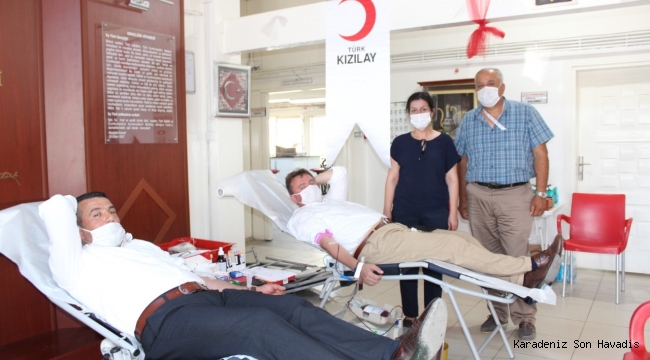 Başkan Gündoğdu kan bağışı kampanyasına destek verdi