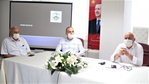 Başkan Kahya bayram öncesi muhtarlarla buluştu