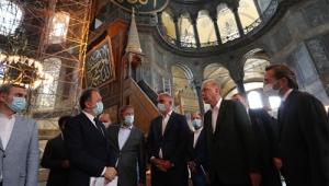 Cumhurbaşkanı Erdoğan, Ayasofya Camii'nde incelemelerde bulundu