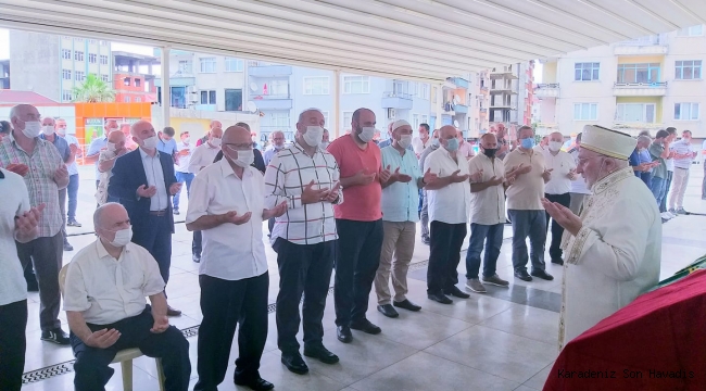 Eski Milletvekili Çırakoğlu’nun annesi dualarla defnedildi