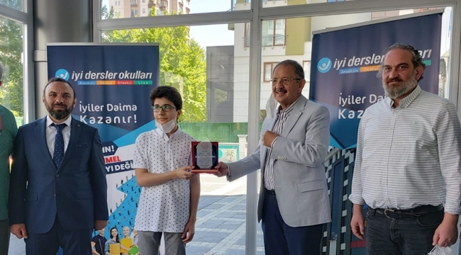  Mehmet Özhaseki, Kayseri Gönüllü Kültür Kuruluşları temsilcileri ile bayramlaştı.