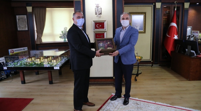 BAŞKAN METİN, CEZAYİR BÜYÜKELÇİSİNİ KABUL ETTİ..