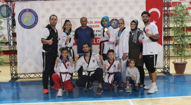 Başkan Palancıoğlu başarılı sporcuları tebrik etti