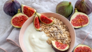 İNCİR YEDİKTEN SONRA 1 BARDAK SU İÇİN!