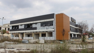 Toyota-Sa Hastanesinin, Arifiye’de bulunan hizmet binasının inşaatı tüm hızıyla devam ediyor…