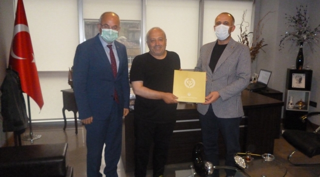 ZTSO Başkanı Demir, Yusuf Yılmaz'ı ziyaret etti