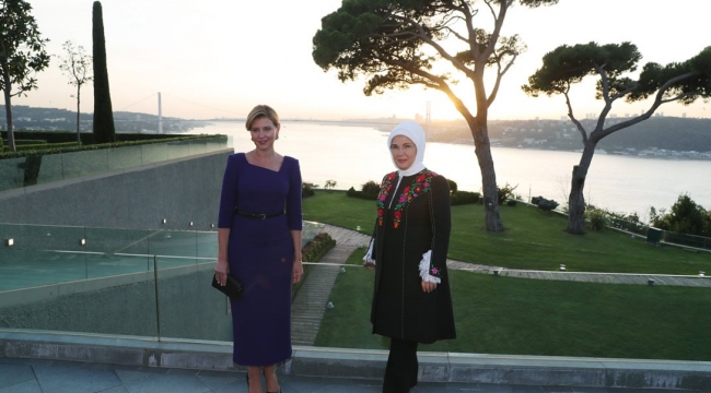Emine Erdoğan, Ukrayna Devlet Başkanı'nın eşi Olena Zelenska ile görüştü