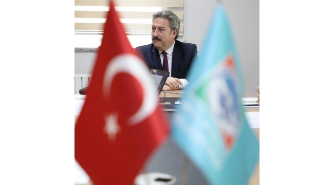 MELİKGAZİ BELEDİYESİ OKULLARI ONARIYOR