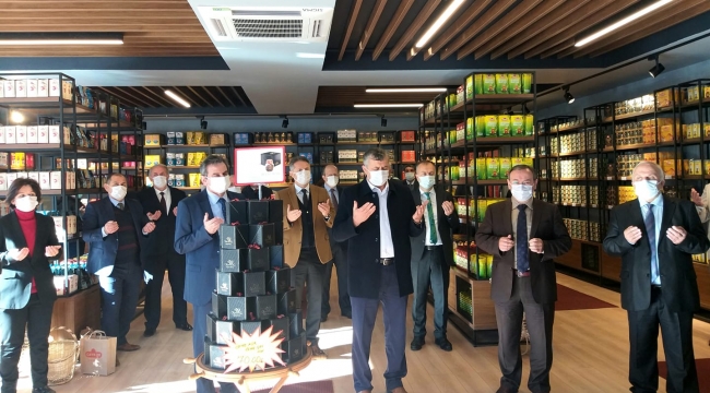 Çaykur'un en büyük satış mağazası Taşlıdere'de açıldı
