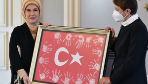 Emine Erdoğan, köy okullarındaki öğretmenlerle bir araya geldi