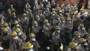 MADENCİDEN ALKIŞLI PROTESTO