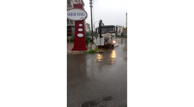Trabzon'da şiddetli yağış etkili oldu