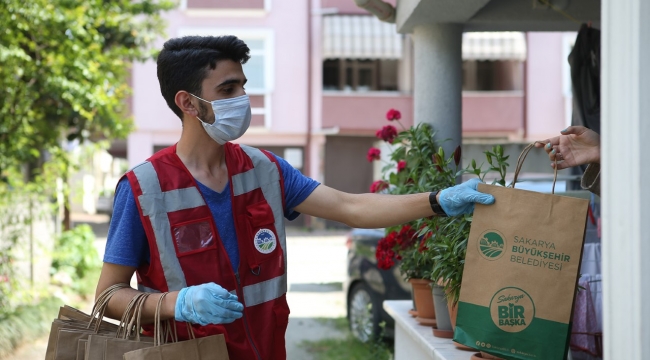 Yaklaşık 8 milyon maske vatandaşlarla buluşturuldu