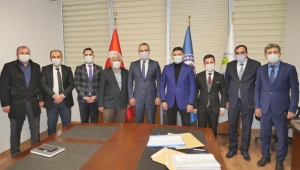 Başkan Zorluoğlu çalışanların yüzünü güldürdü