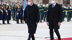 Cumhurbaşkanı Erdoğan, Azerbaycan Gençlik Sarayı'nda resmî törenle karşılandı