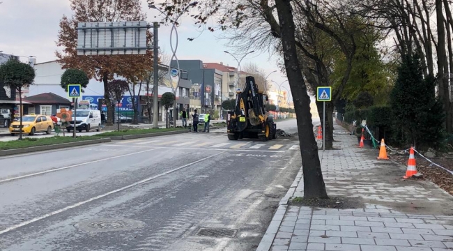 SGK kavşağı çalışmaları için Serdivan dönüşlerine yeni düzenleme