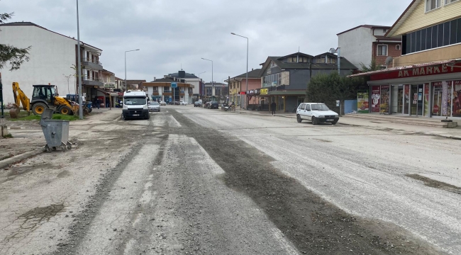 Süleyman Binek Caddesi’nde çalışmalar devam ediyor