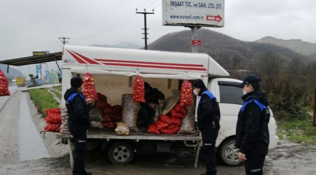 Zabıtadan seyyar satıcılara sıkı denetim