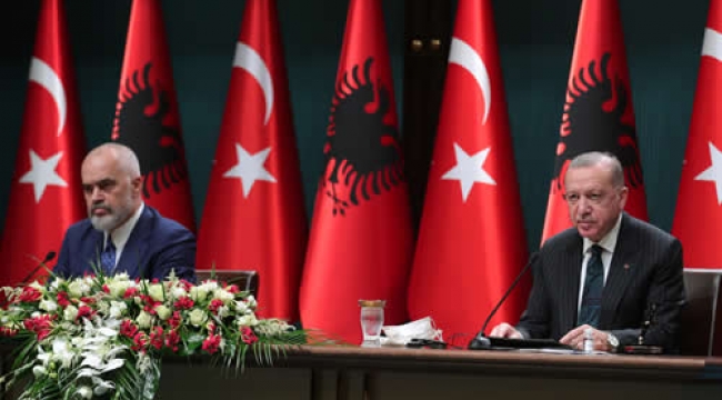 “Arnavutluk'ta altyapı ve turizm alanlarında yatırımlarımızı artırmayı planlıyoruz”