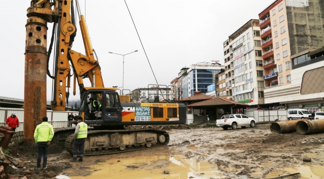 Rize'nin kentsel dönüşümü için ilk fore kazıklar çakılmaya başladı