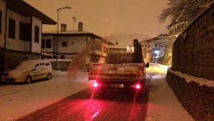 Safranbolu Belediyesi'nin 24 Saatlik Kar Mesaisi