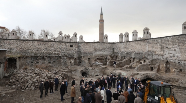 500 yıllık tarihi Gön Hanı yeniden canlanıyor 