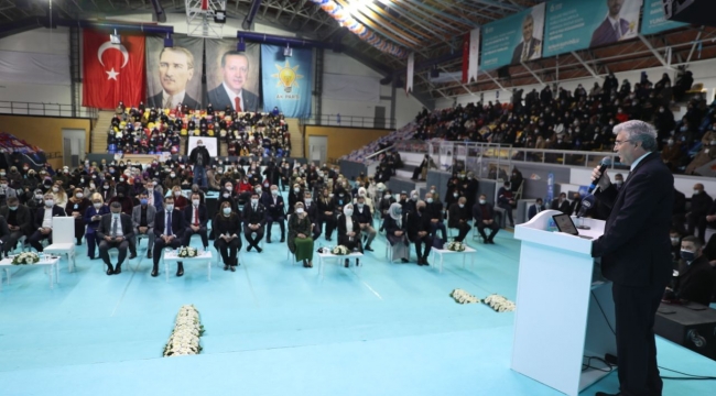 “Kadınlar AK Parti davasının öncüleridir”
