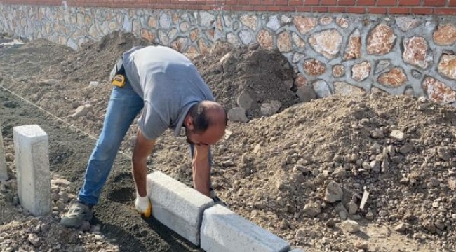 Nuriye ve Hacıkışla'da yol çalışmaları sevindirdi