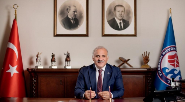 BAŞKAN ZORLUOĞLU DÜNYA KADINLAR GÜNÜ’NÜ KUTLADI