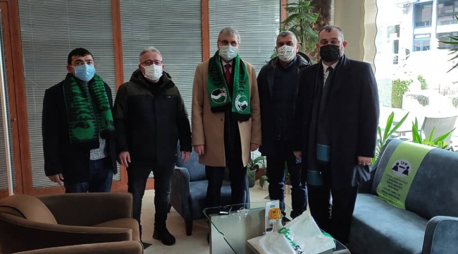 Ekrem Yüce Ankara’da Sakaryaspor’u ziyaret etti