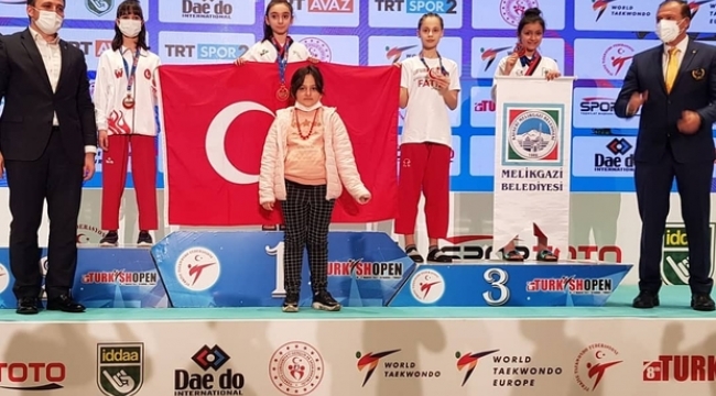 Melikgazi Belediyesi'nin sporcuları Uluslararası Turkish Open'de parladı