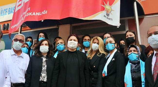 Bakan Derya Yanık Osmaniye Belediye Başkanı Kadir Kara'yı ziyaret etti