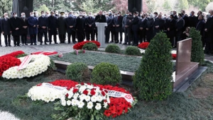 Cumhurbaşkanı Erdoğan, 8. Cumhurbaşkanı merhum Özal’ı anma törenine katıldı