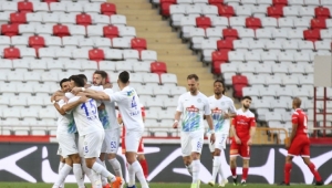 FT Antalyaspor: 2 - Çaykur Rizespor: 3