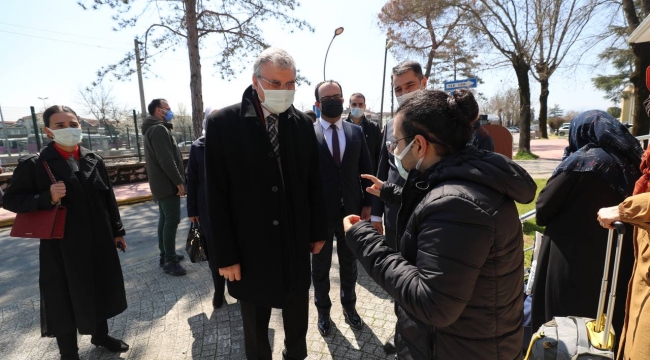 ‘YADEM yaşlıları sağlık için kaplıcada’