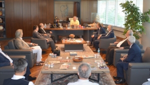 Başkan Kantarcı KARAKDER heyetini ağırladı