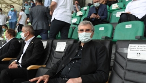 Sakaryaspor’un üst lige çıkacağına inanıyoruz