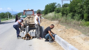 Arifiye Belediyesinden 500 Metrelik Kaldırım Çalışması…