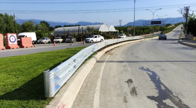 Büyükşehir, oto korkuluklarla şehir trafiğine güven katıyor