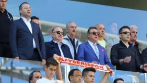 Çaykur Rizespor'da Başkan Hasan Kartal istifa etti