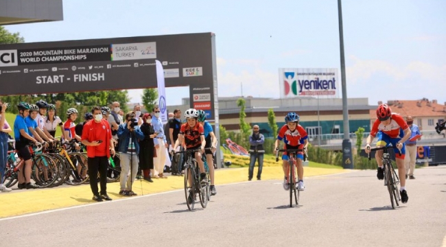 Heyecanlı pedallar Ayçiçeği Vadisi’nde kıyasıya yarıştı